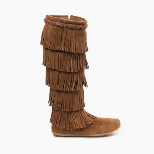Minnetonka 5 layer fringe boots